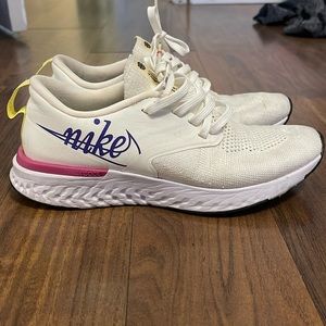 nike running shoes